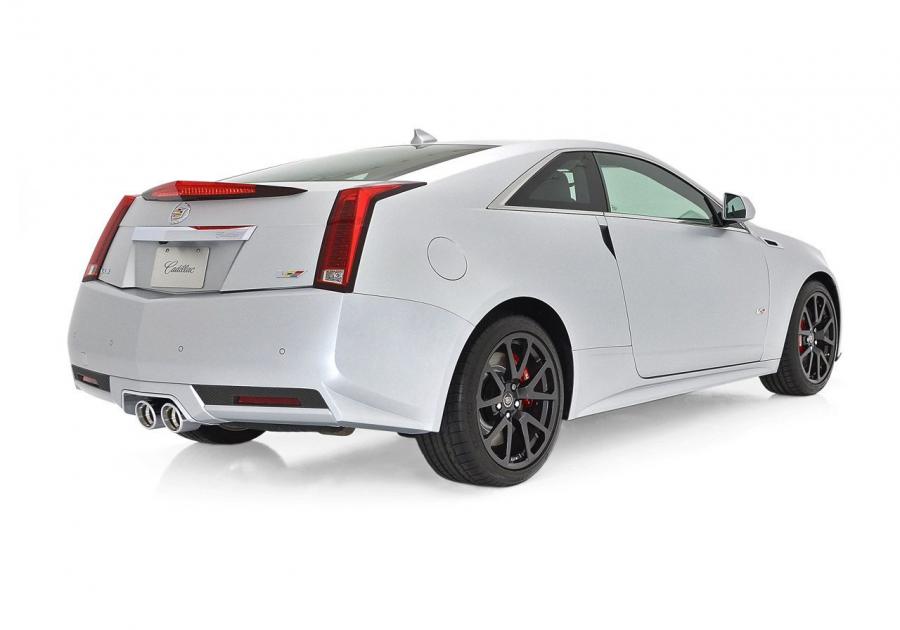  Cadillac CTS-V Coupe Silver Frost 2013 года  (фото 2 из 3)